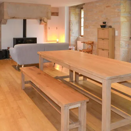 Feriehus 2 Bedroom Cozy In Saint-projet-saillagol *